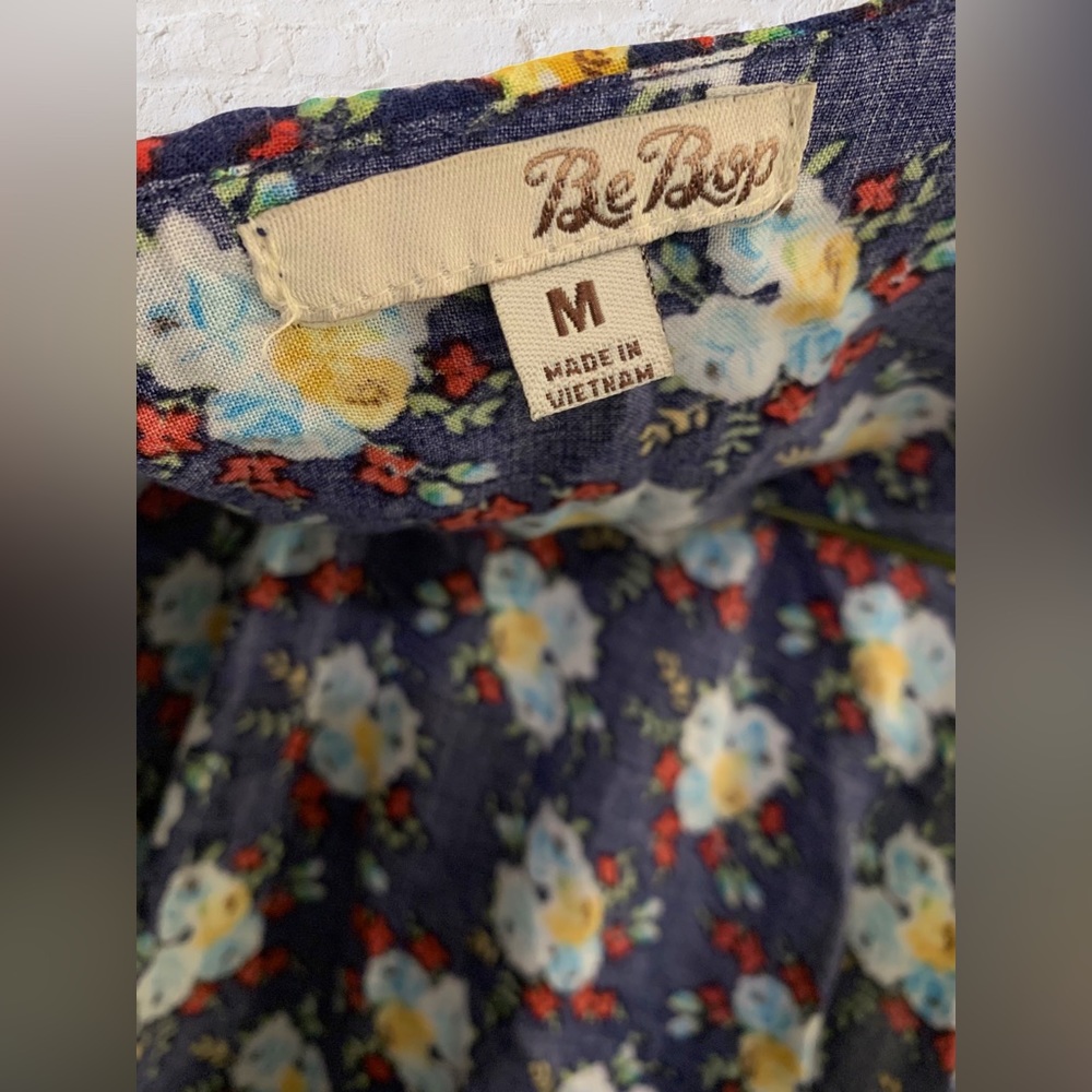 BEBOP • Flower Romper - Picture 6 of 6